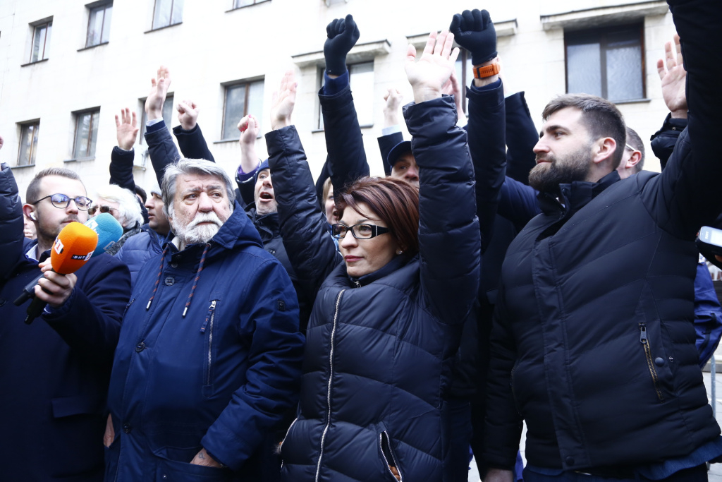 Готвят се показни арести на бивши министри по списък на Лена Бориславова ВИДЕО