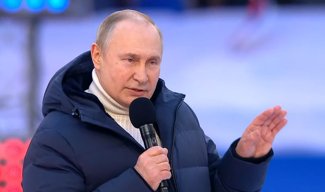 Путин от "Лужники": Ще спасим хората в Украйна от геноцид и страдания ВИДЕО