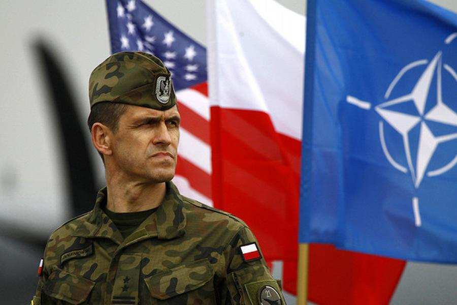 Полски военни показаха КАРТА на Украйна, поделена между Полша, Унгария, Румъния и Русия след войната