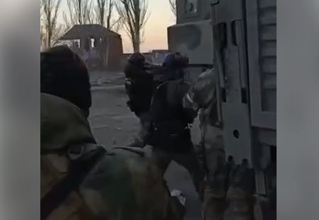 Кадиров показа ВИДЕО 18+ от ожесточените битки за Мариупол