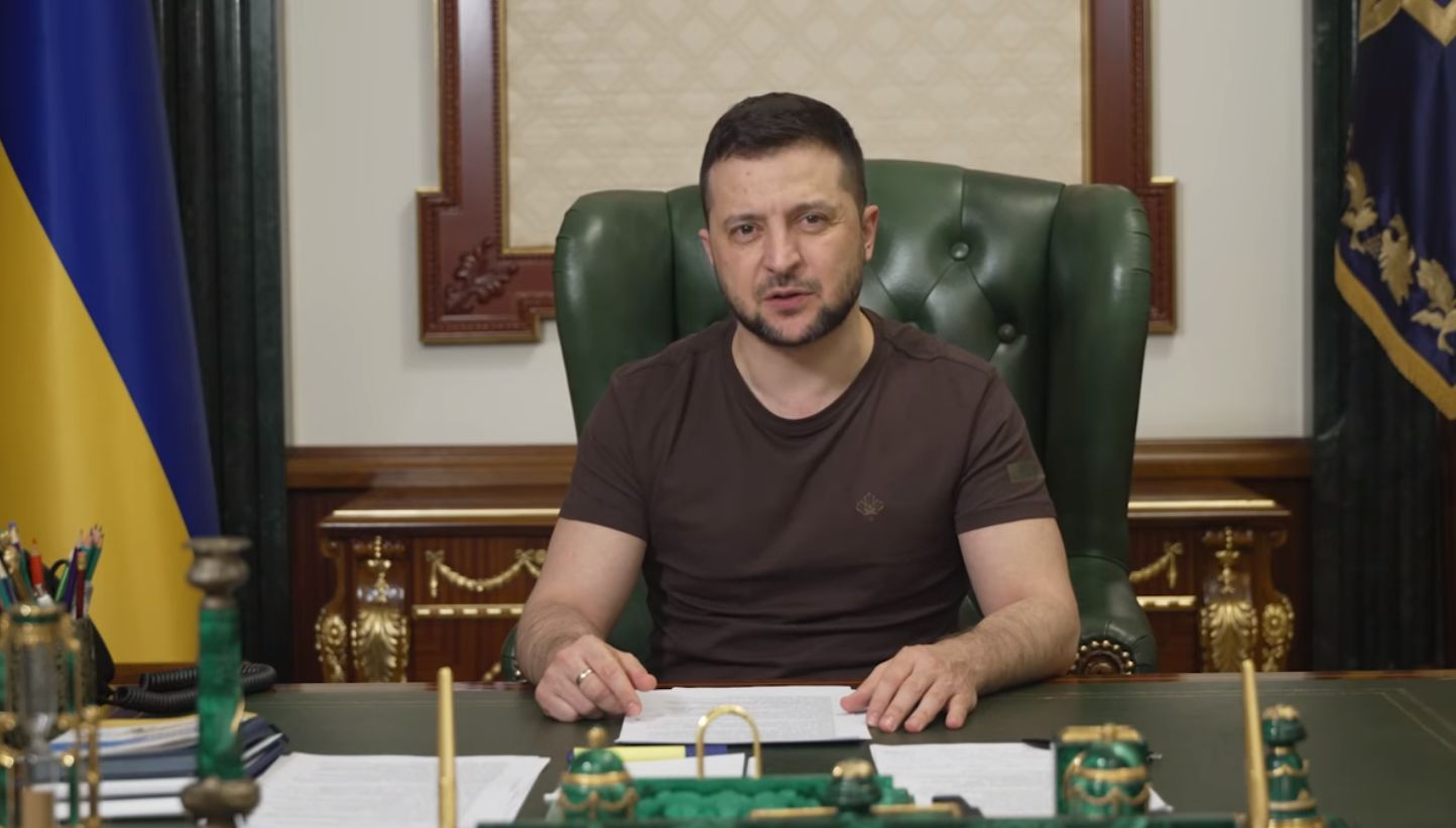 Става страшно! Зеленски предупреди украинците да се готвят за...