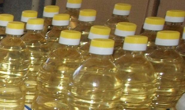 Нашенец в Германия: Олиото се върна по щандовете в магазините, но... 