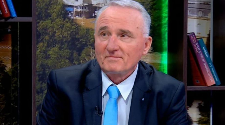 Проф. Сачев: Украинските бежанци, настанени по морето, ще създадат големи проблеми за България в следващите 5-6 години!