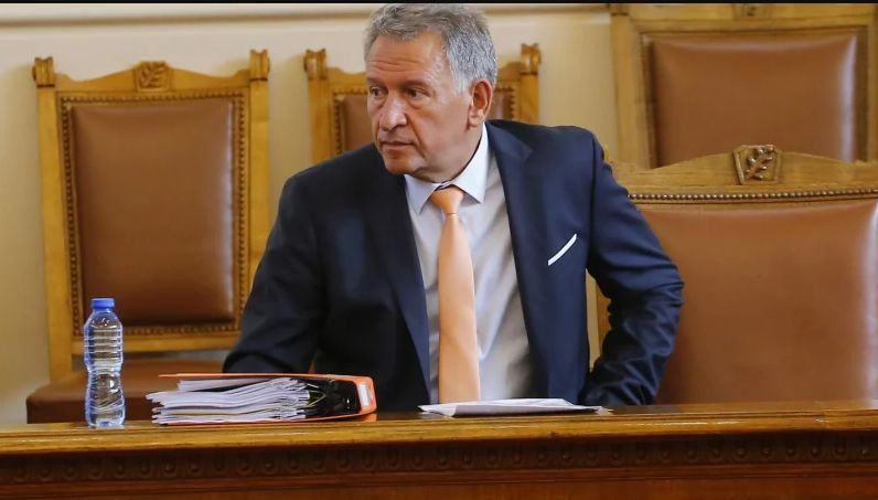ГЕРБ сигнализира спецпрокуратурата и КПКОНПИ за шашмите на Стойчо Кацаров БЛИЦ TV