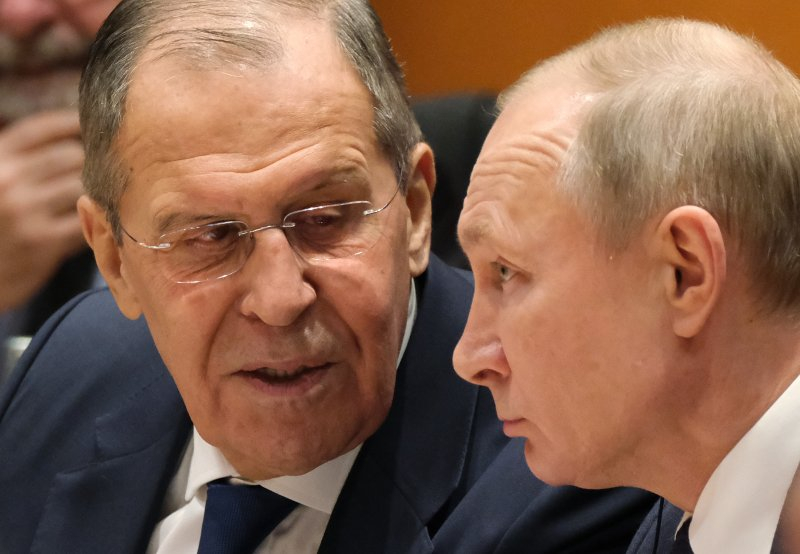 Путин и Лавров сравниха тактиката на Запада с тази на нацистка Германия