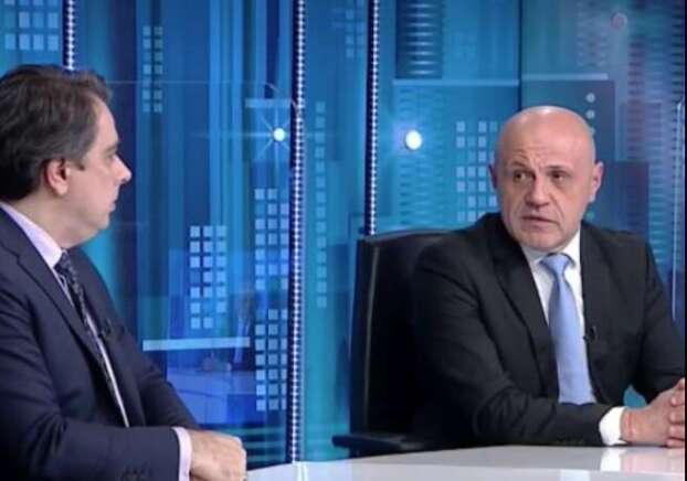 Сачева хвърли бомба за таен разговор между Асен Василев и Томислав Дончев, свързан с 250 млн лв.