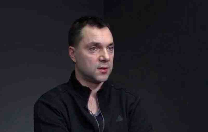 Човек на Зеленски призна, че Киев с години е провокирал Москва към военни действия