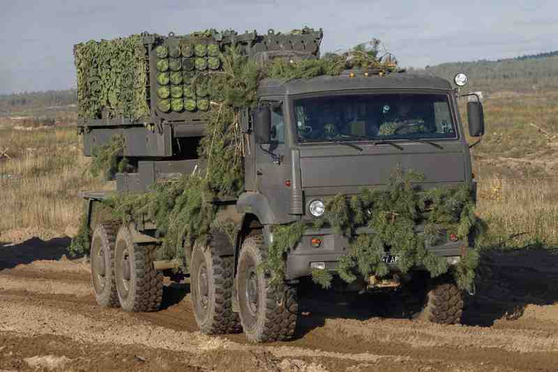 Новият руски боен комплекс "Земеделие" е забелязан край Харков, какви ги върши там ВИДЕО
