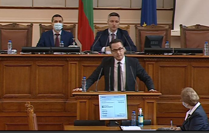 Отпадането на извънредната епидемична обстановка ще гледат депутатите БЛИЦ TV