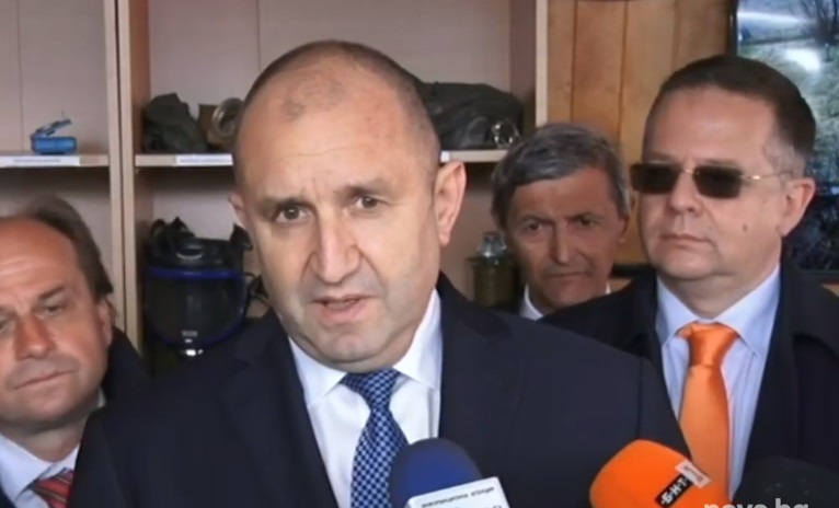 Радев посече Асен Василев и предупреди за наближаващ проблем за всички българи ВИДЕО