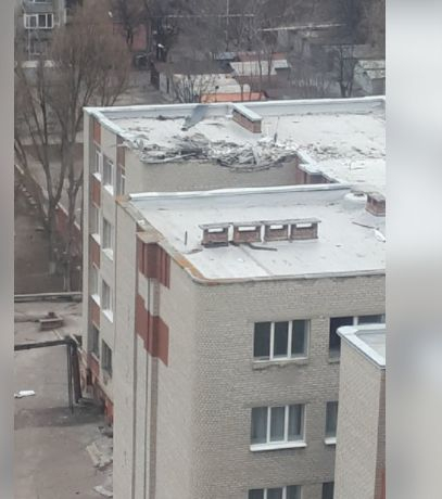 Няма край: 18 украински снаряда, калибър 122 мм, удариха училище и болница в Донецк ВИДЕО