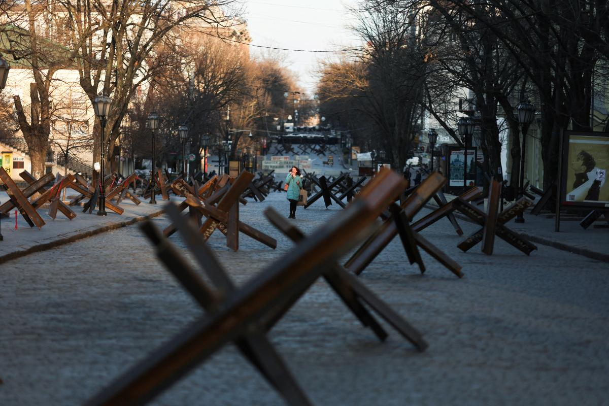 Нова стратегия: Мощни ракетни удари по Одеса и Николаев в ранни зори