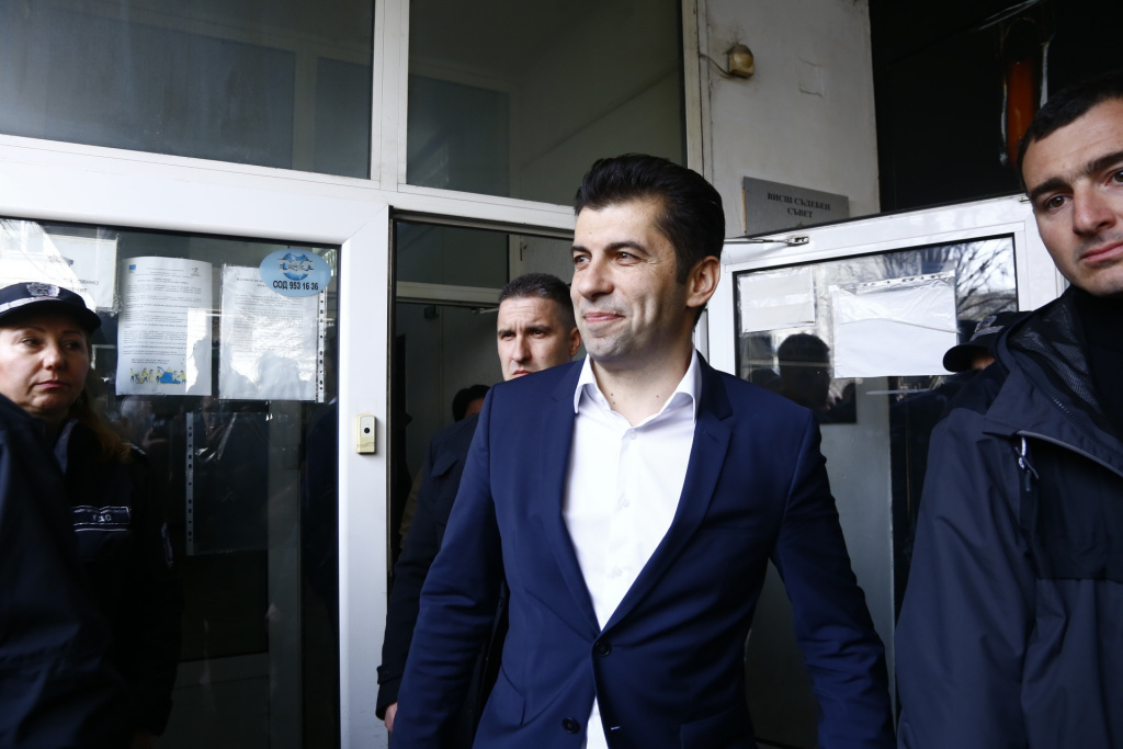 Проф. Павлов посочи защо е опасно да ни управлява Кирил Петков