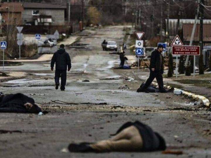 Появи се украинско ВИДЕО от Буча, ден преди изтеглянето на руснаците: Къде са труповете? 