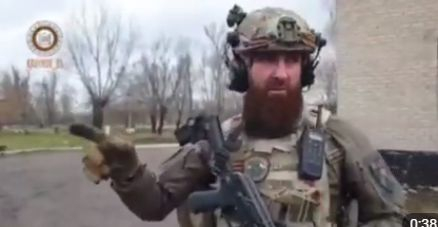 Уникално ВИДЕО: Най-мощното оръдие в света подпука позиции на ВСУ