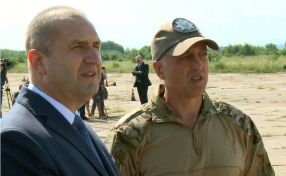 Радев отговори за исканата оставка на шефа на НСО