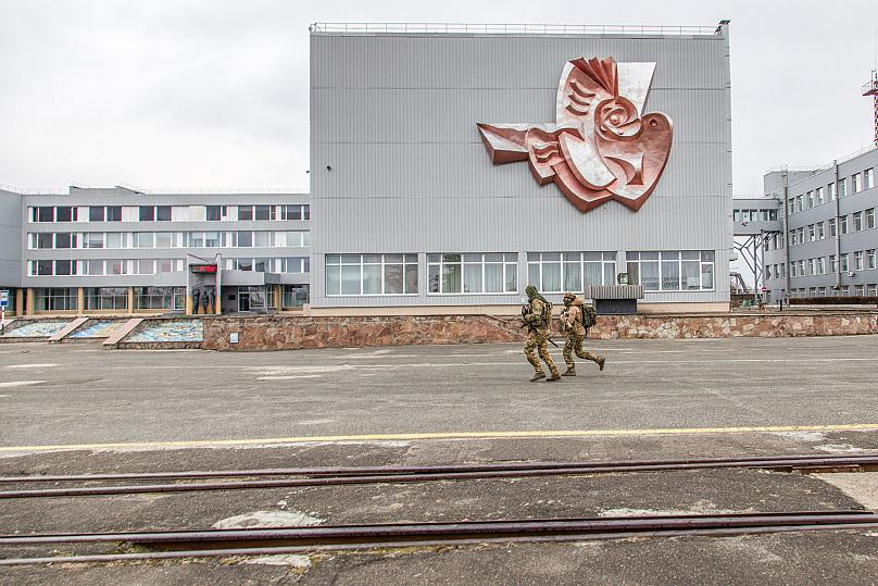 Украйна обвини Русия в отвличане на 170 служители на АЕЦ "Чернобил"
