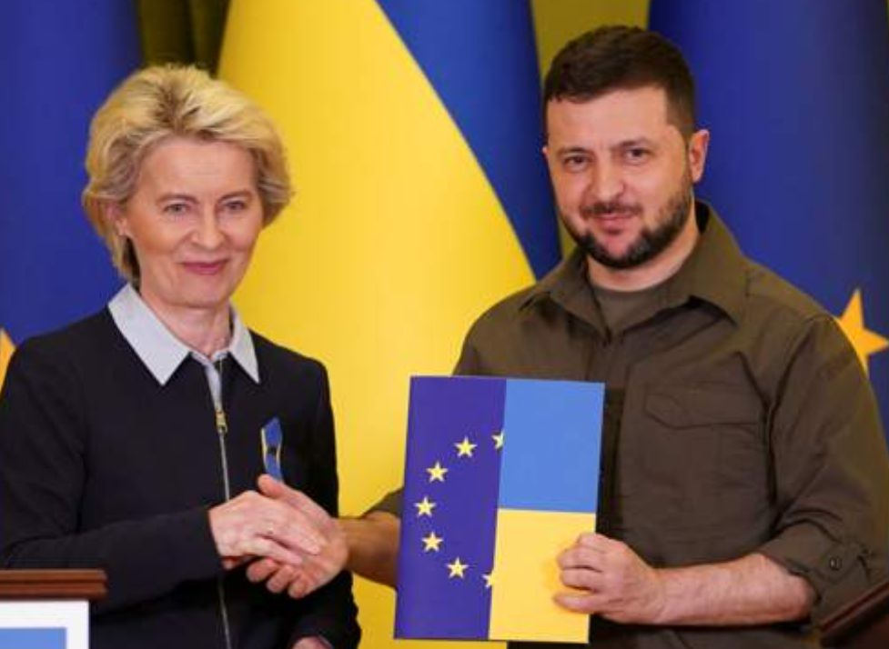 Шефката на ЕК зарадва Зеленски с новина, а Борел го увери, че... ВИДЕО