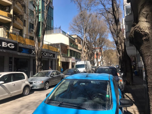 Варненец: Никога не оставяйте колата си отключена, за да не пострадате като мен!