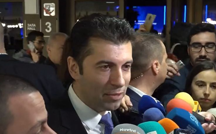 Кирил Петков с нов обрат за шефа на БНБ, нищо не изисквало това сега БЛИЦ TV