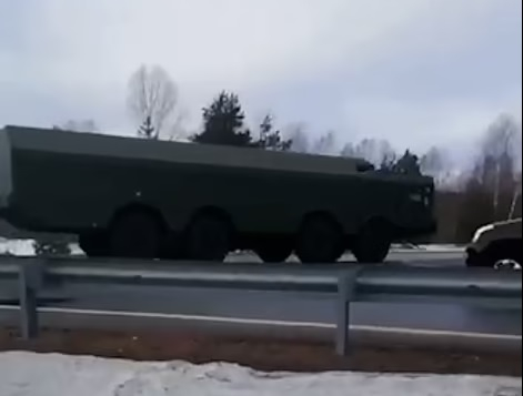"Дейли Мейл": Руски войски и ракети настъпват към Финландия след заявката ѝ за НАТО ВИДЕО
