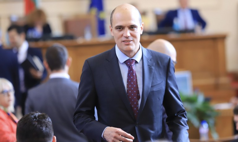 И зам.-министър зададе въпроса за какво са похарчени 5 млрд. от резерва