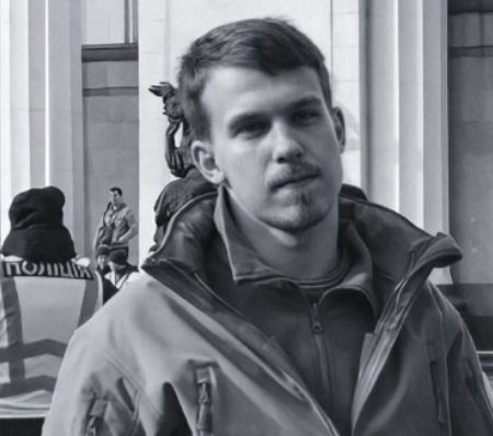 В Мариупол е ликвидиран известният азовец „Гамп“, участвал в изгарянето на живи хора в Одеса СНИМКИ