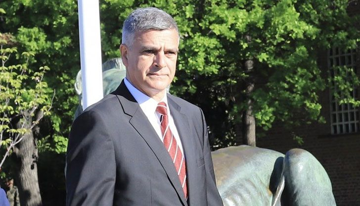 Голяма бомба за партията на ген. Стефан Янев, до Великден....