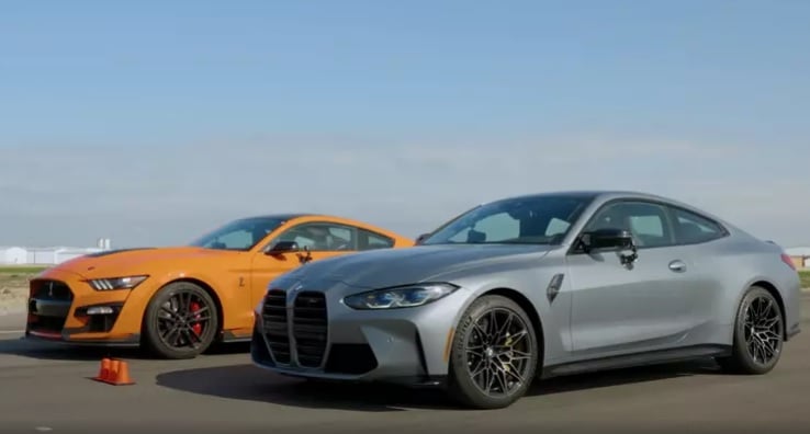 Сравниха BMW M4 и Ford Shelby GT500 в бясна драг битка ВИДЕО