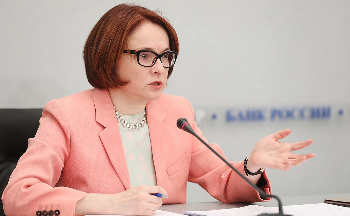 Фалира ли Русия? Москва призна за сериозни икономически проблеми