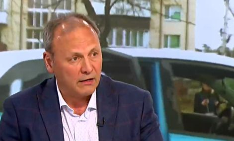 Военен експерт разкри целта на посещението на Кулеба у нас 