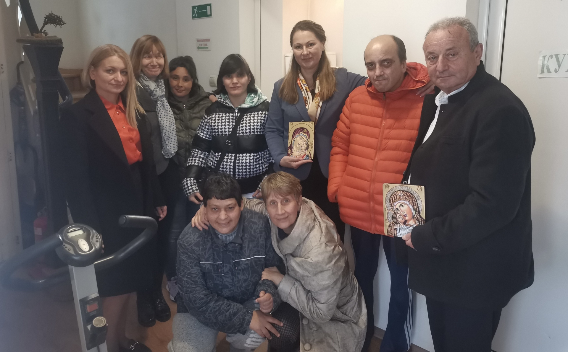 Вяра Емилова, БСП: Дарихме козунаци на над 400 човека в Ловеч и областта