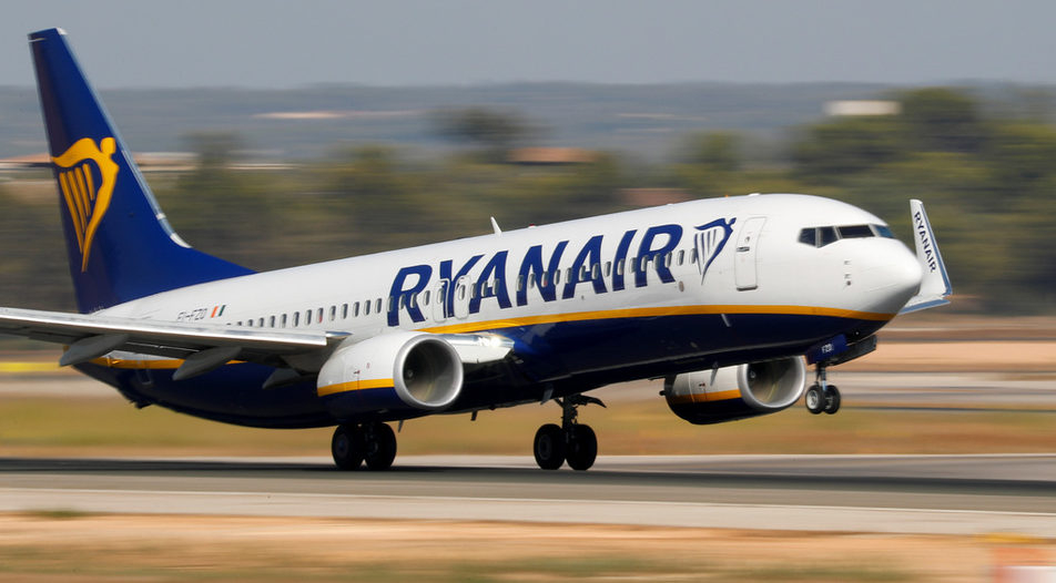 Туристи се качиха на самолет на RyanAir и се озоваха на неочаквано място 