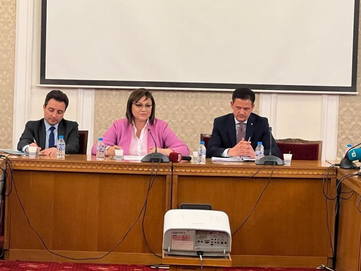 Нинова: Първата ни грижа е да помогнем на домакинствата, семействата и на икономическите субекти