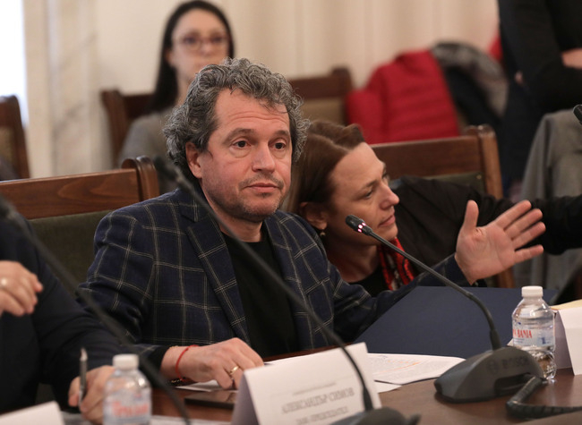 Депутатите изслушаха новите мераклии за СЕМ