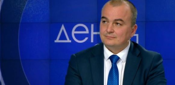 Човек на Слави каза какво може да спаси коалицията 
