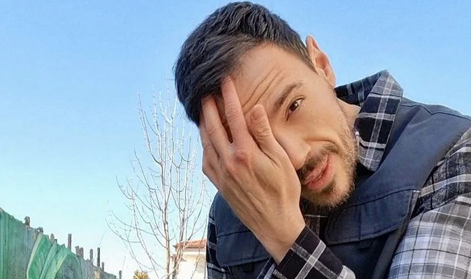 Даниел Петканов проплака от изкуственото си теме: Пак съм плешив!