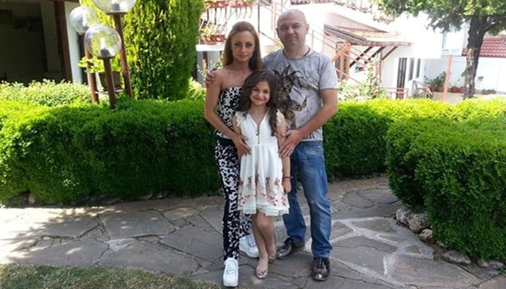Покъртително: Думи на сестрата на Крисия разплакаха мрежата след смъртта на баща им