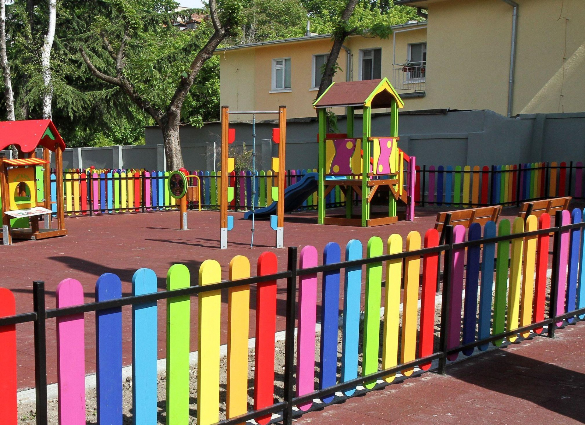 Родители в София ронят сълзи след тази новина за детските градини