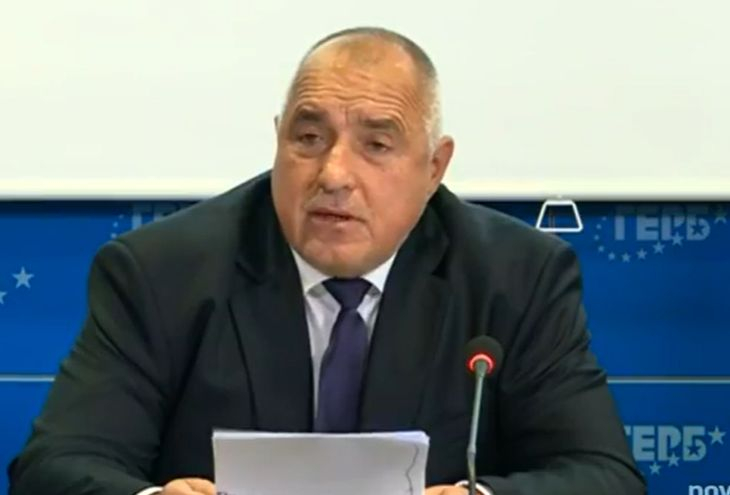 Борисов изненадващо благодари на Асен Василев и министъра на енергетиката за...