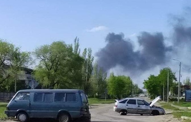 УНИАН: Руската армия нанесе 16 масирани атаки в Луганск СНИМКИ