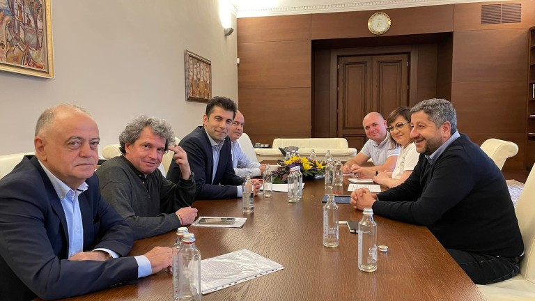 Политологът Ганев: Този ход означава оставка на премиера и цялото правителство!