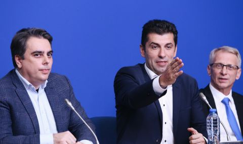Петков и Василев купуват руски газ с посредник, близък до Кремъл