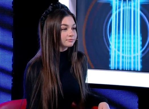 Крисия разплака всички с това, което направи след смъртта на баща й СНИМКИ
