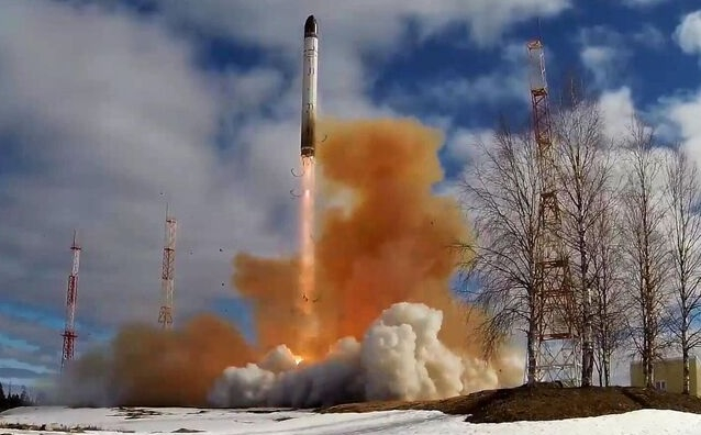 US експерт описа 5 сценария за началото на ядрена война в Украйна
