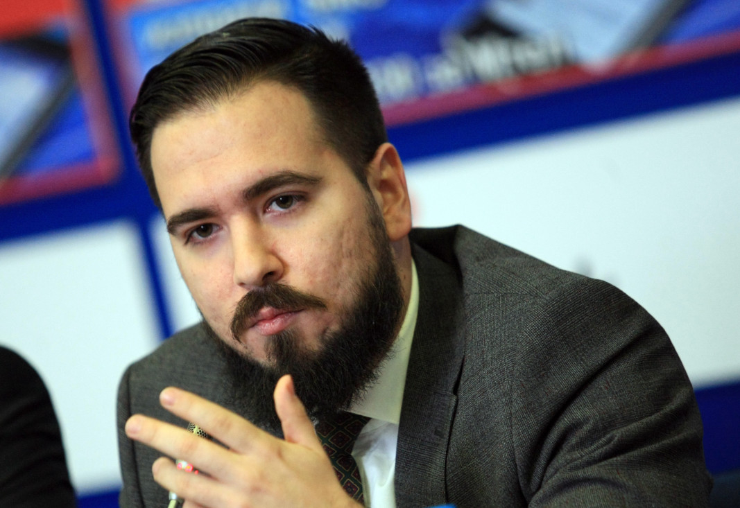 Икономист: Не е проблемът в приходите, проблемът е колко правителството иска да харчи