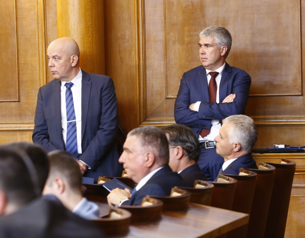 Енергийните босове у нас отчетоха колко газ имаме и как ще преодолеем кризата