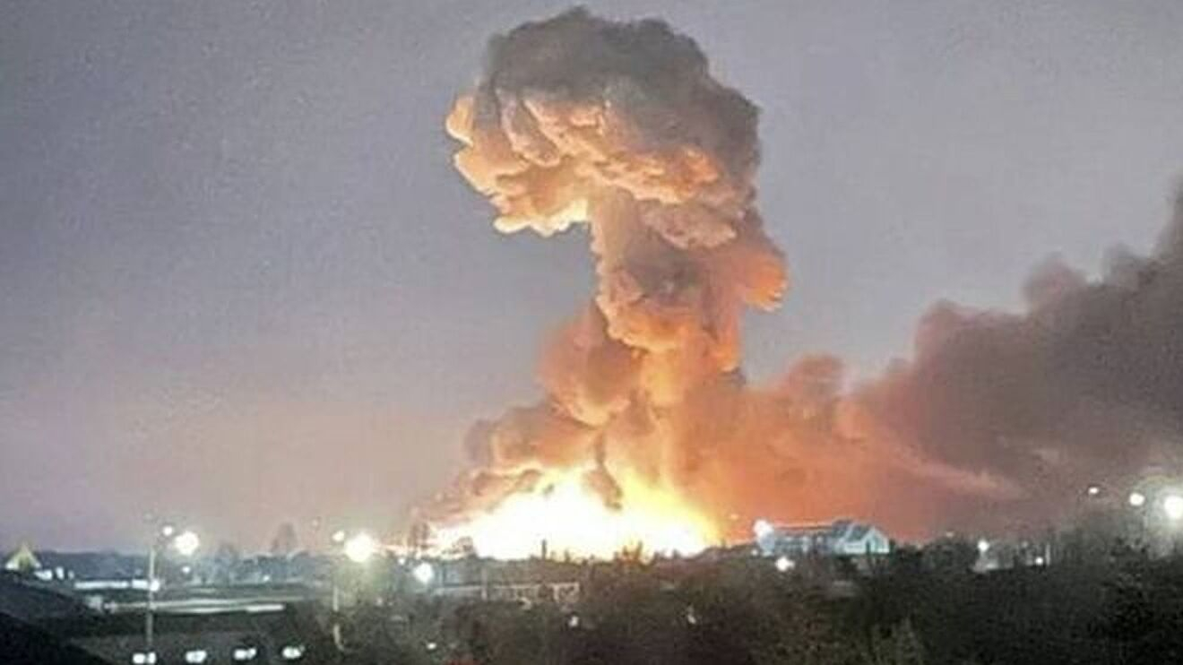 Кой стои зад мистериозните експлозии, разтърсили Русия 
