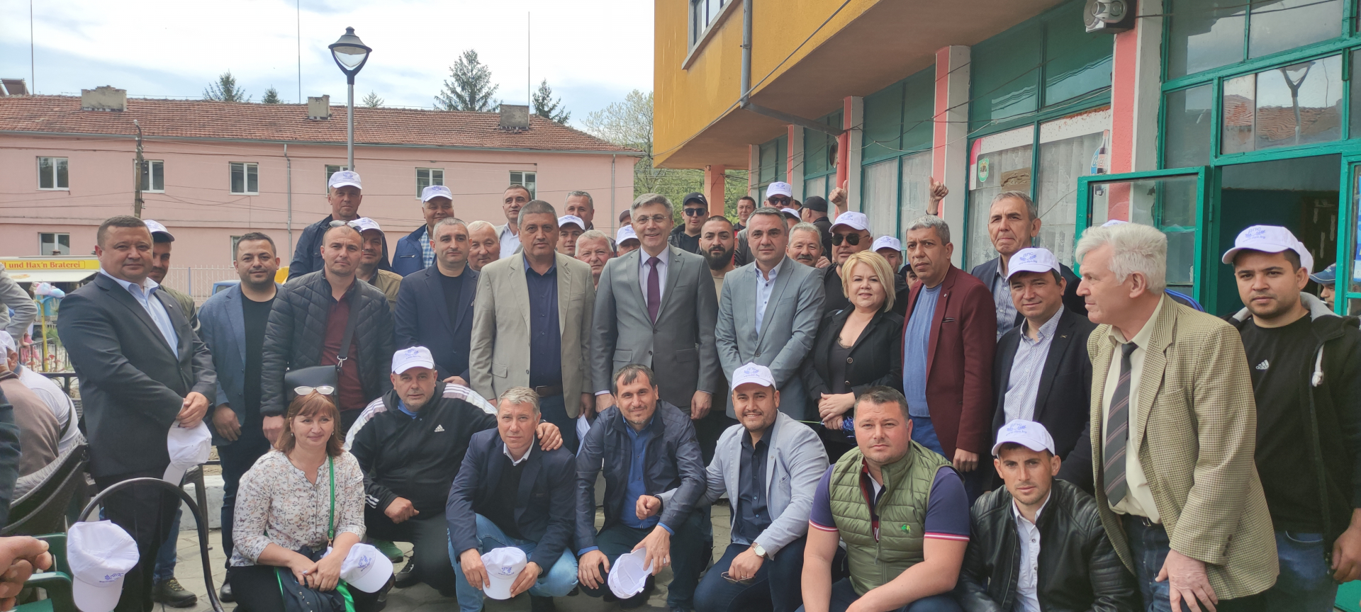 Карадайъ от село Крепча, където ДПС отбеляза Mайските събития: Да бъдем на висотата на героите, които донесоха демокрацията в България! СНИМКИ