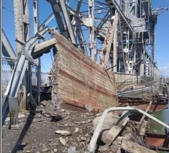 УНИАН: Русия продължава да атакува с ракети важен мост в Одеска област 
